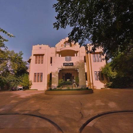 Visalam Chettinad Palace - A Cgh Earth Experience Kānādukāttān Exteriér fotografie