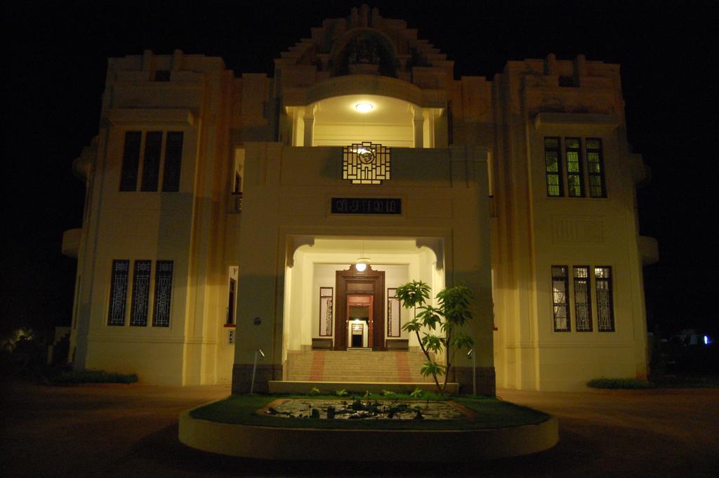 Visalam Chettinad Palace - A Cgh Earth Experience Kānādukāttān Exteriér fotografie