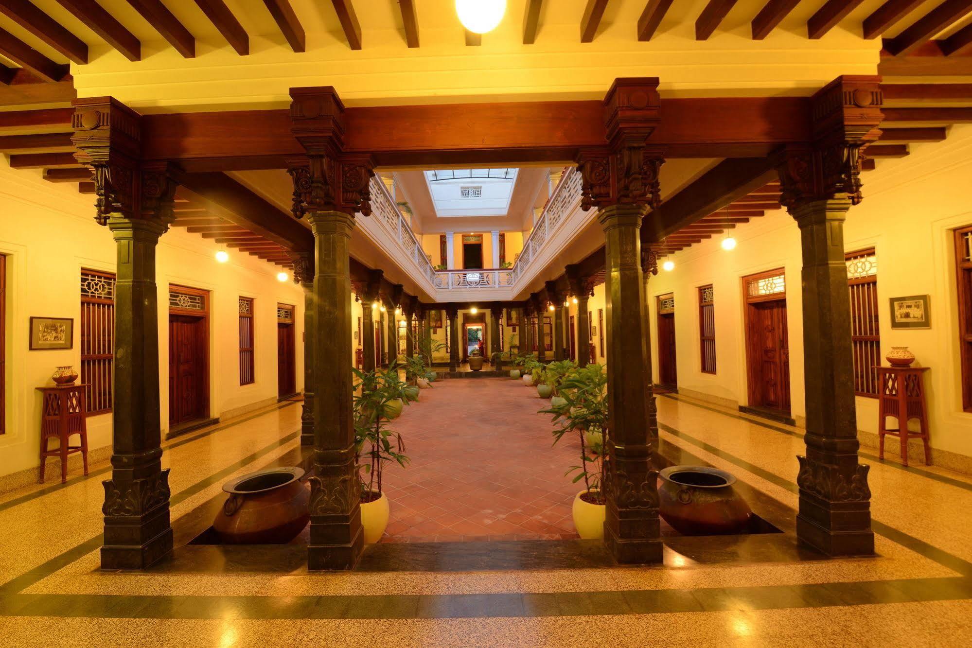 Visalam Chettinad Palace - A Cgh Earth Experience Kānādukāttān Exteriér fotografie